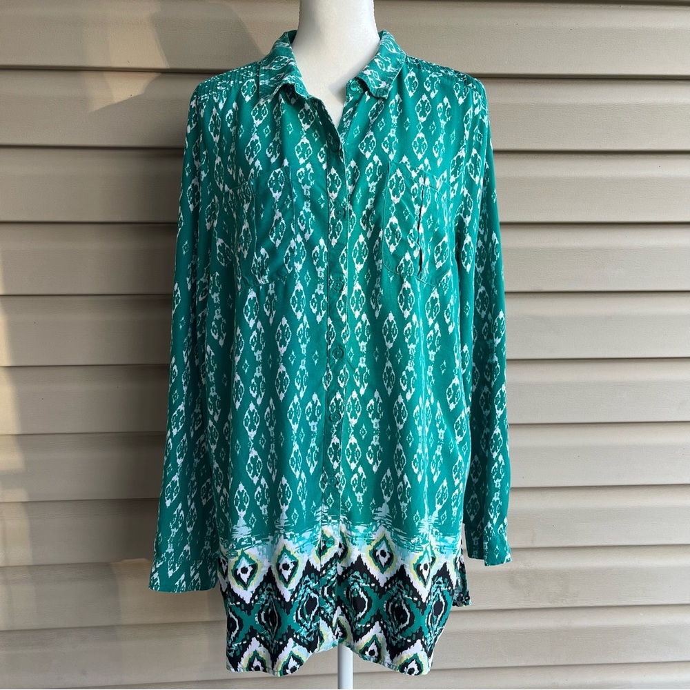 •New Directions• IKAT Pattern Button Down Blouse - Size XL